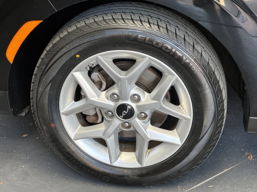 Used 2024 Kia Soul LX w/ Option Group 015 image 23