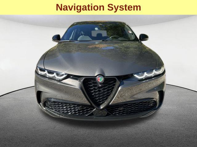 Used 2024 Alfa Romeo Tonale Veloce w/ Active Assist Package AWD/4WD image 4