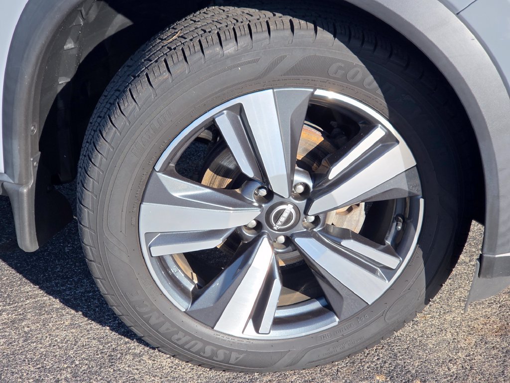 Certified 2023 Nissan Rogue SL w/ SL Premium Package AWD/4WD image 20