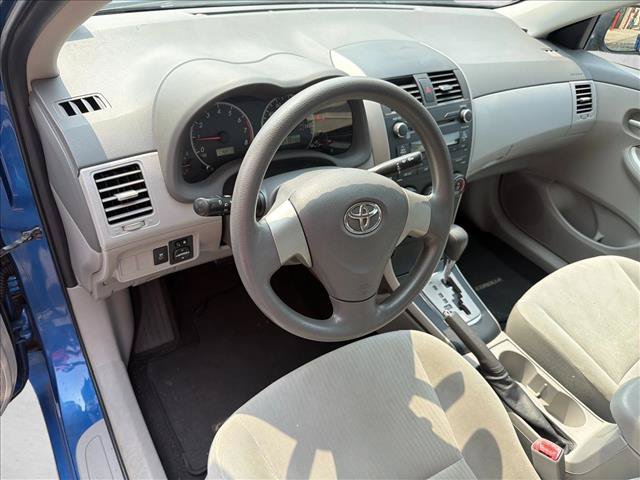 Used 2010 Toyota Corolla LE FWD image 14
