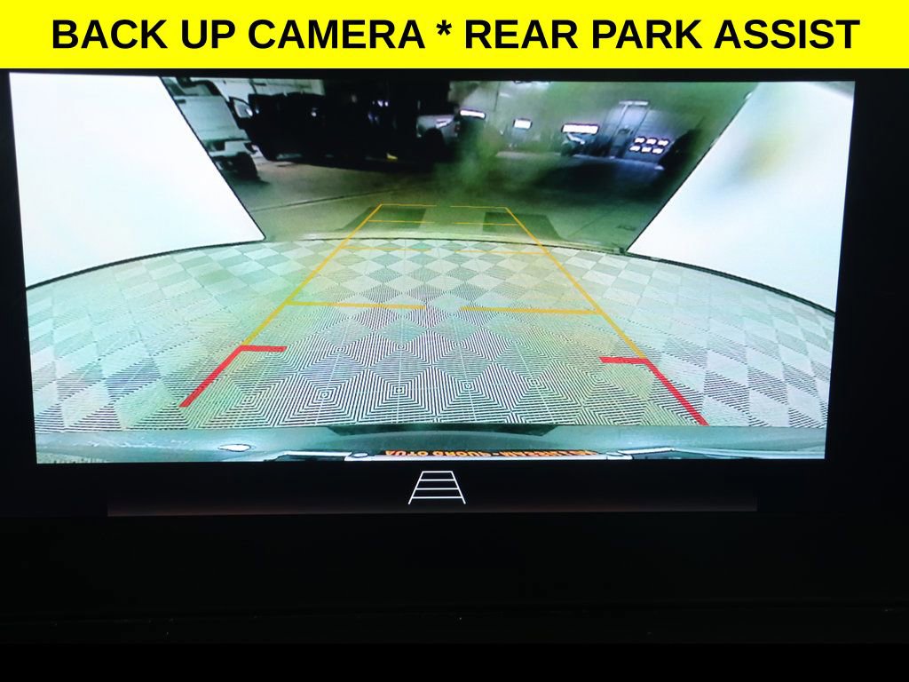 Used 2024 Buick Encore GX Sport Touring image 11