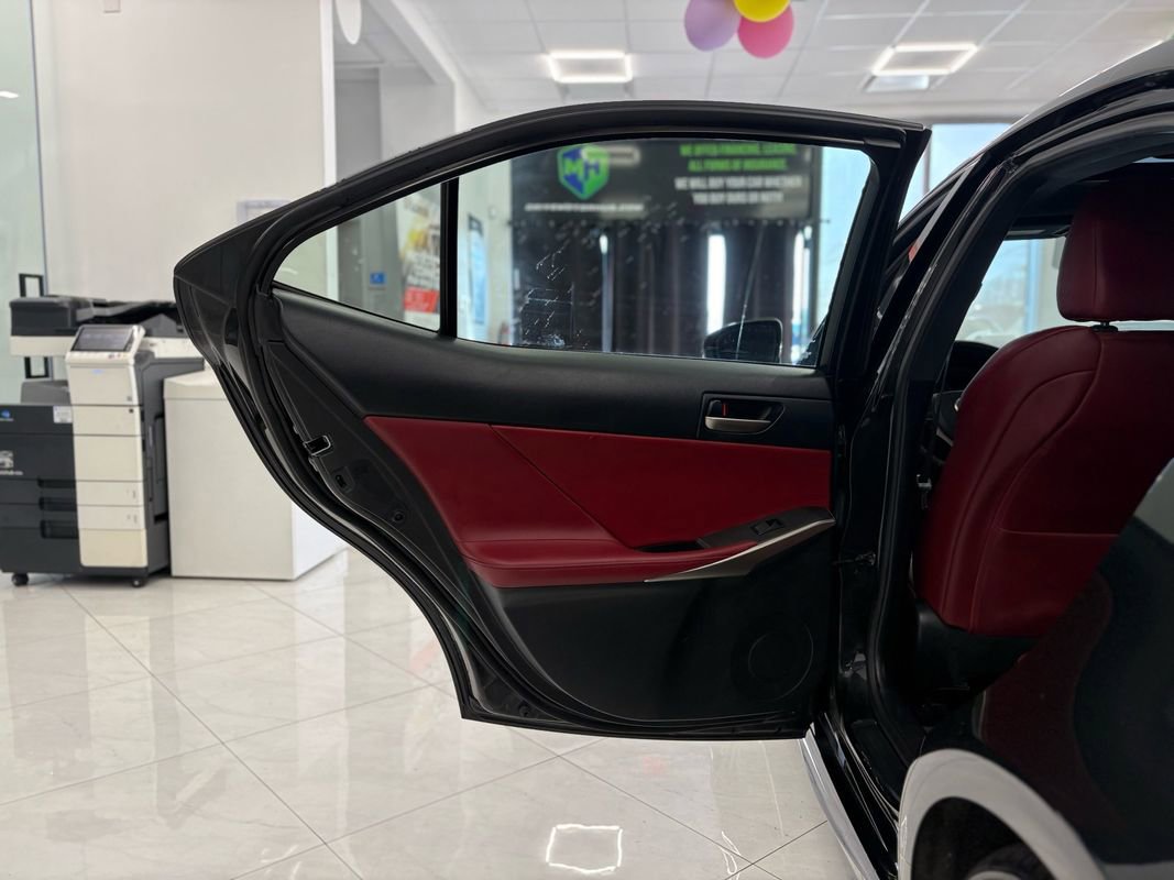 Used 2019 Lexus IS 300 F Sport w/ F Sport Package image 37