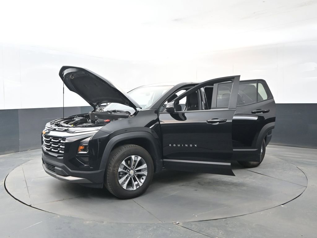Used 2025 Chevrolet Equinox LT AWD/4WD image 31