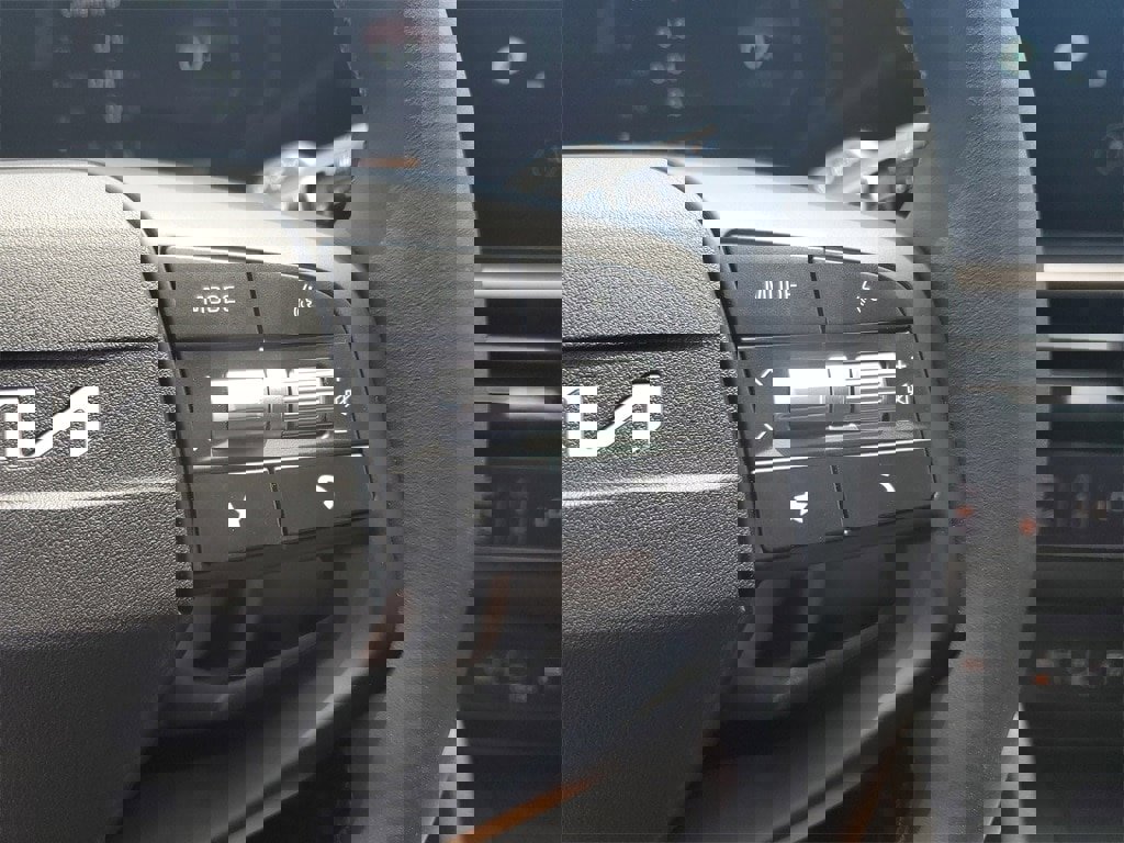 New 2026 Kia Sportage SX image 13