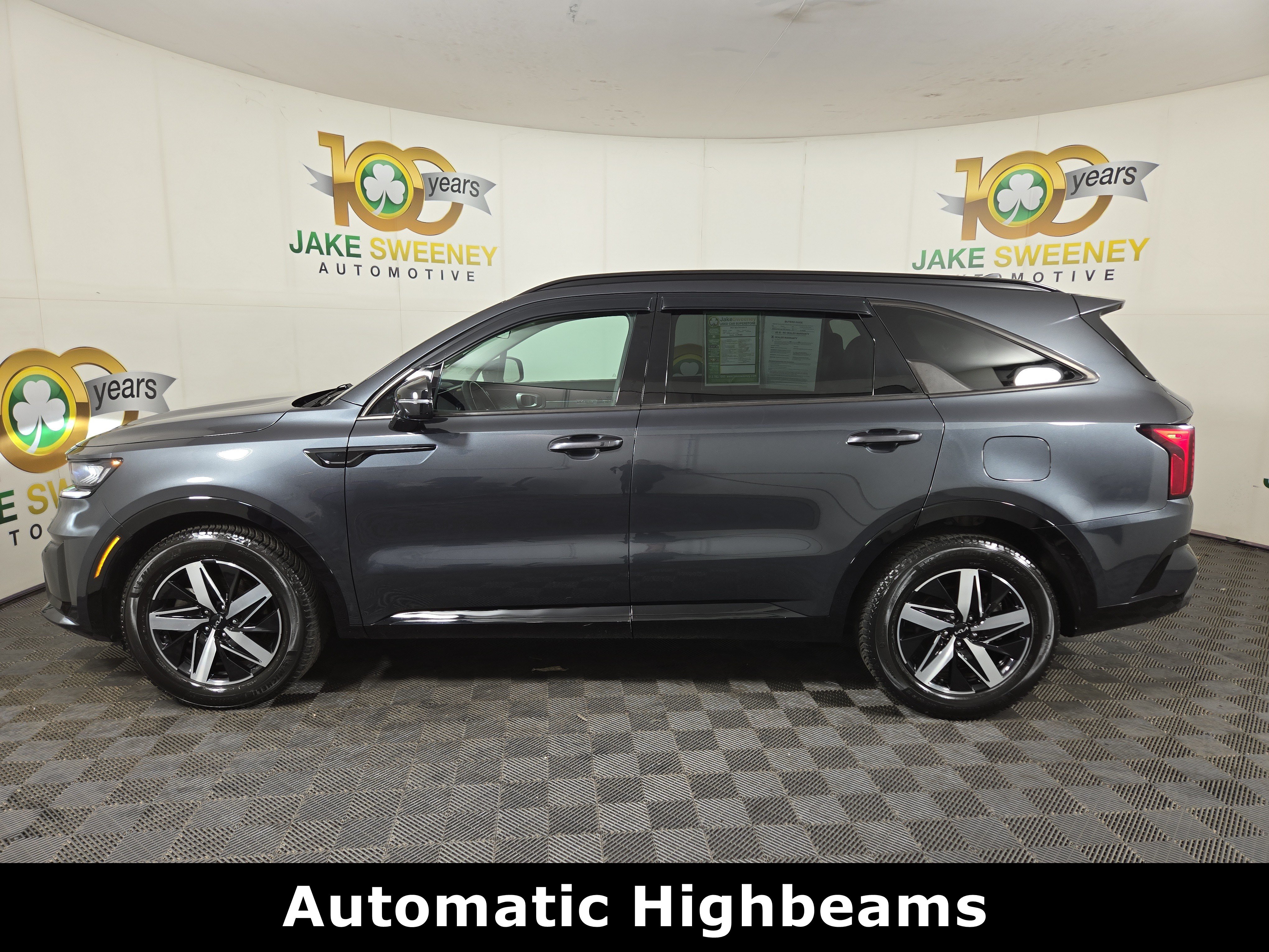 Used 2023 Kia Sorento S w/ Panoramic Sunroof Package FWD image 6
