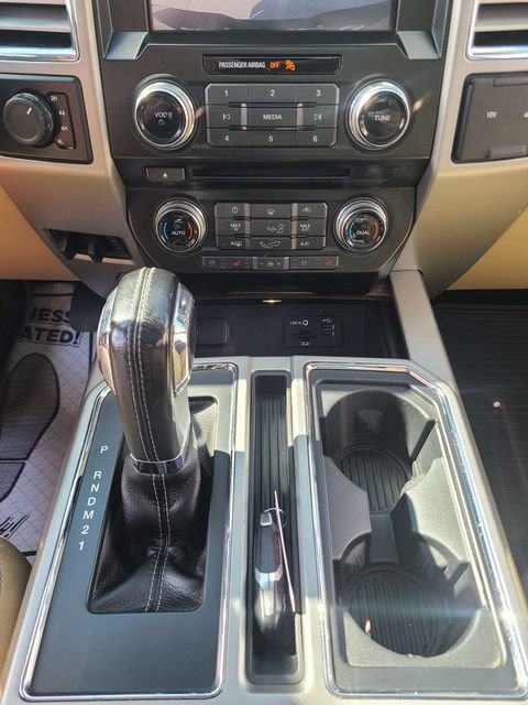 Used 2015 Ford F150 Lariat w/ Equipment Group 502A Luxury AWD/4WD image 36