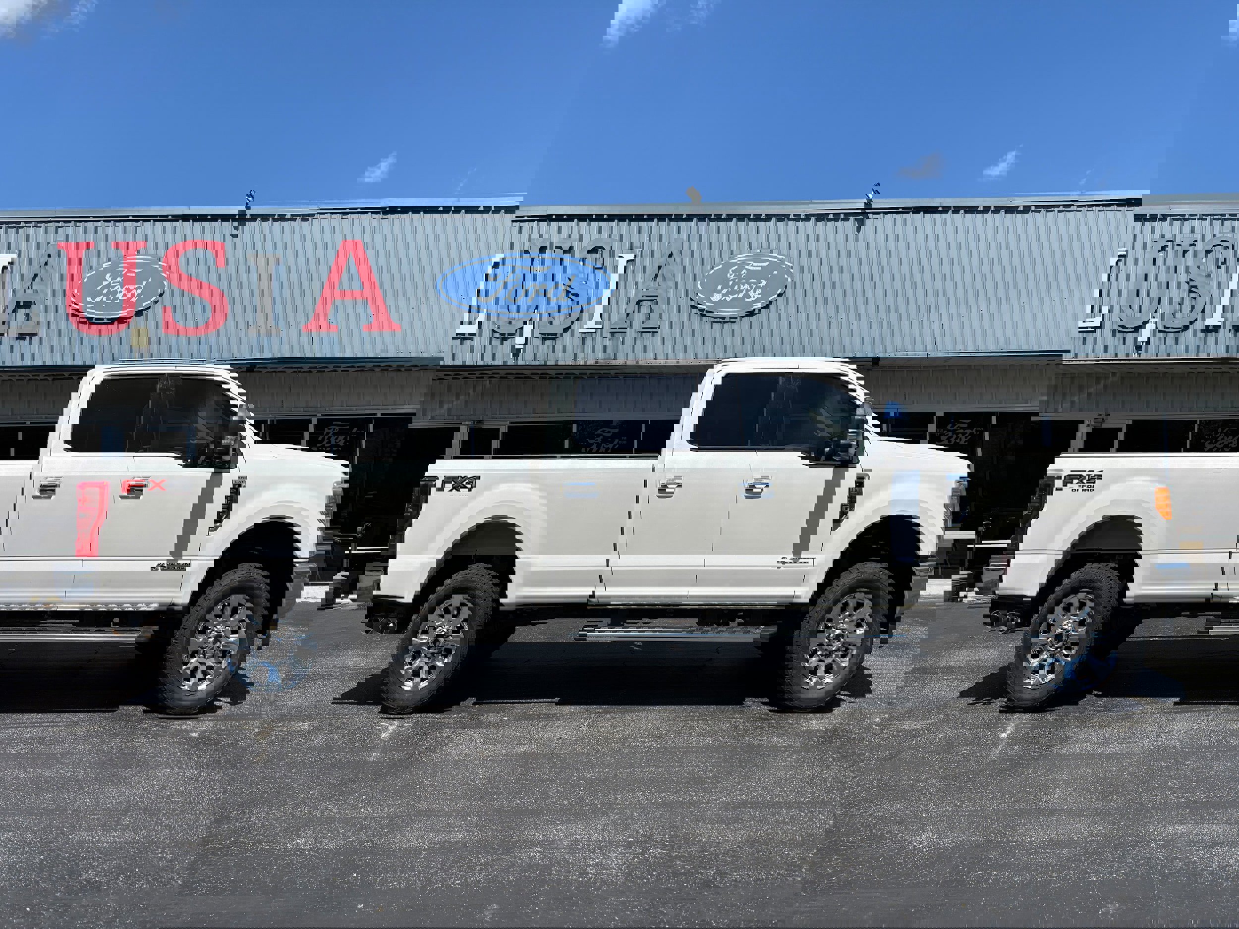 Used 2017 Ford F250 Lariat w/ Lariat Ultimate Package image 1