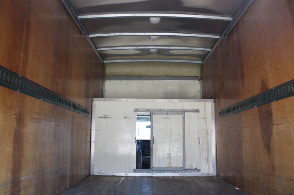 Used 2013 Ford E-350 and Econoline 350 Super Duty RWD image 7