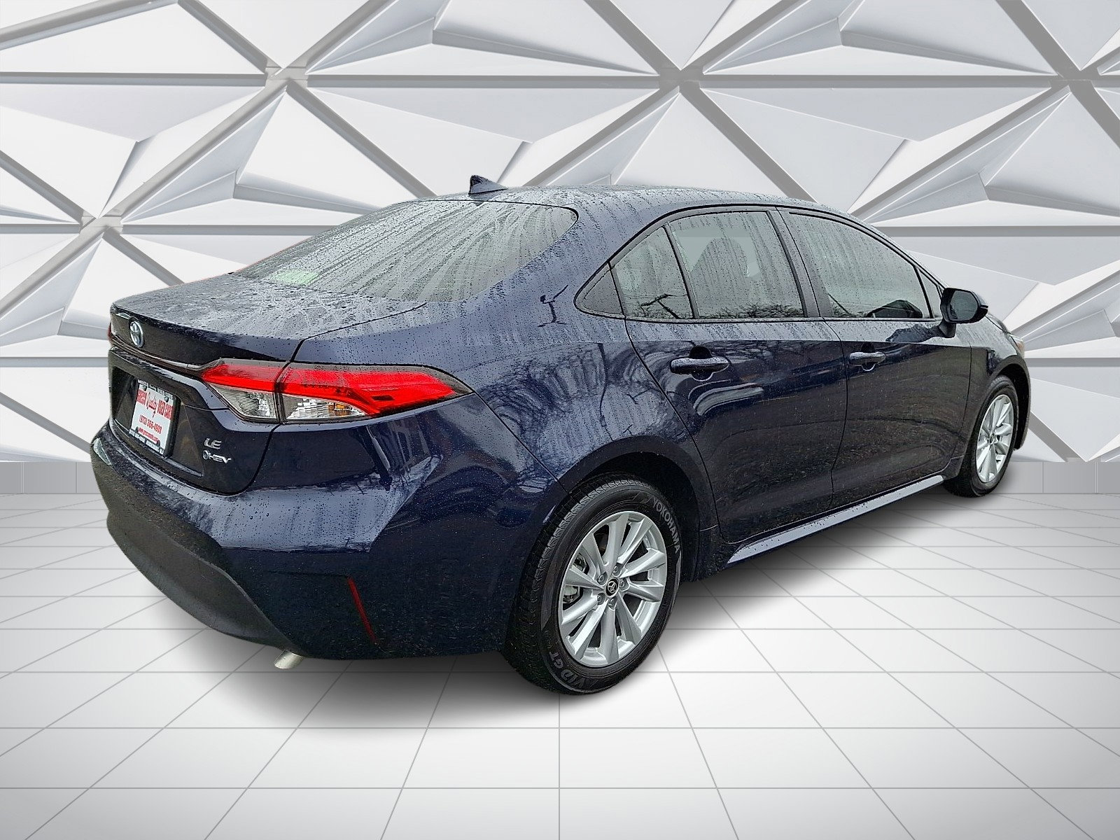 Used 2025 Toyota Corolla LE w/ LE Premium Package image 11