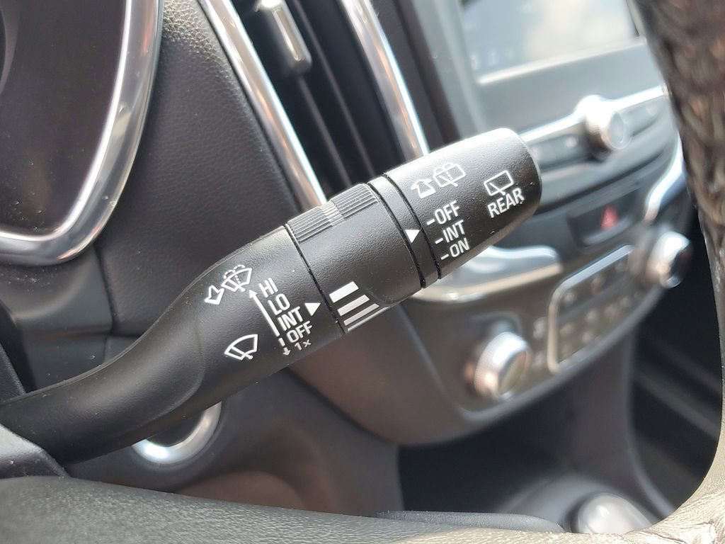 Used 2019 Chevrolet Equinox LT FWD image 28
