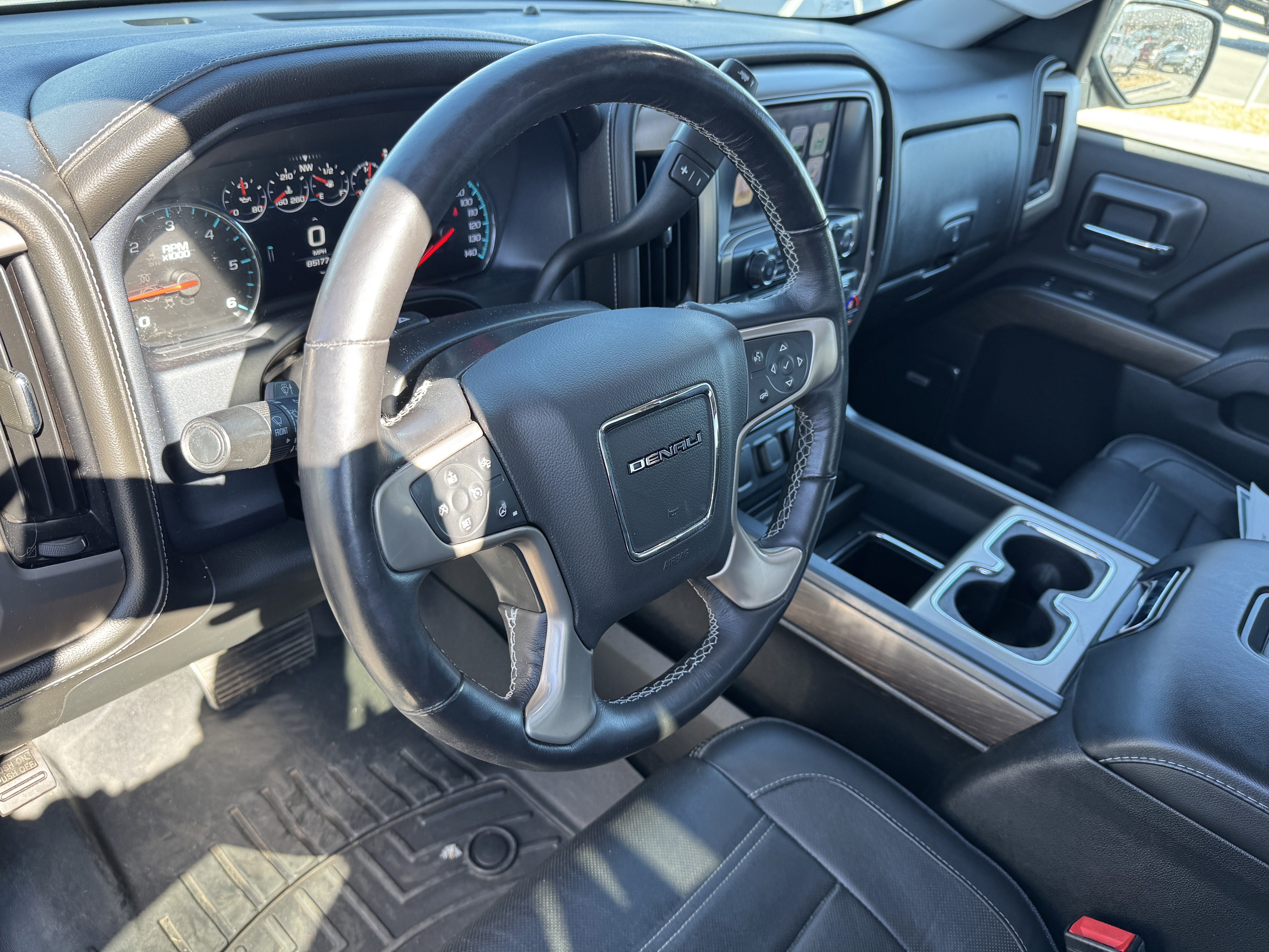Used 2018 GMC Sierra 1500 Denali w/ Denali Ultimate Package image 14