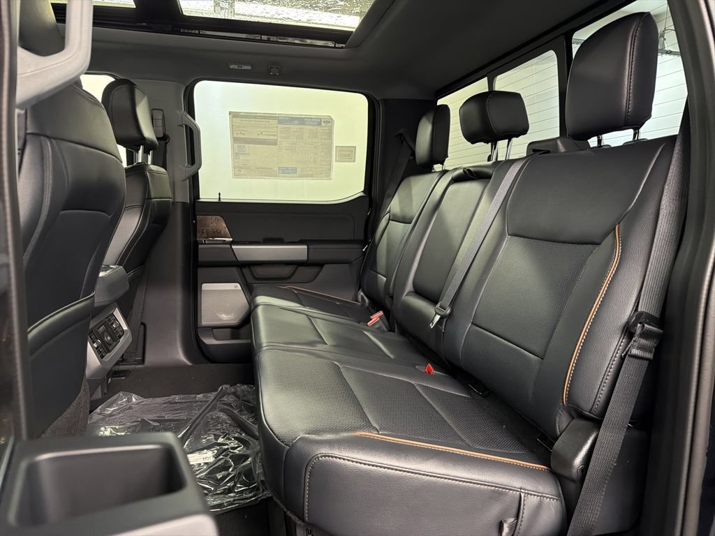 New 2026 Ford F250 Lariat w/ Black Appearance Package AWD/4WD image 34