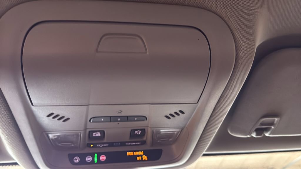 Used 2023 GMC Acadia AT4 w/ Technology Package image 37