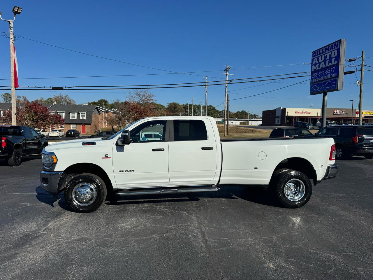 Used 2024 RAM 3500 Big Horn AWD/4WD image 2