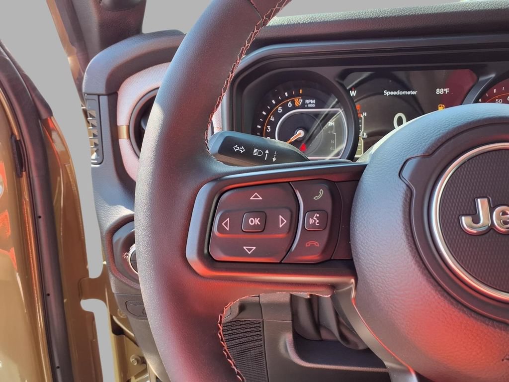 New 2026 Jeep Gladiator Sport AWD/4WD image 10