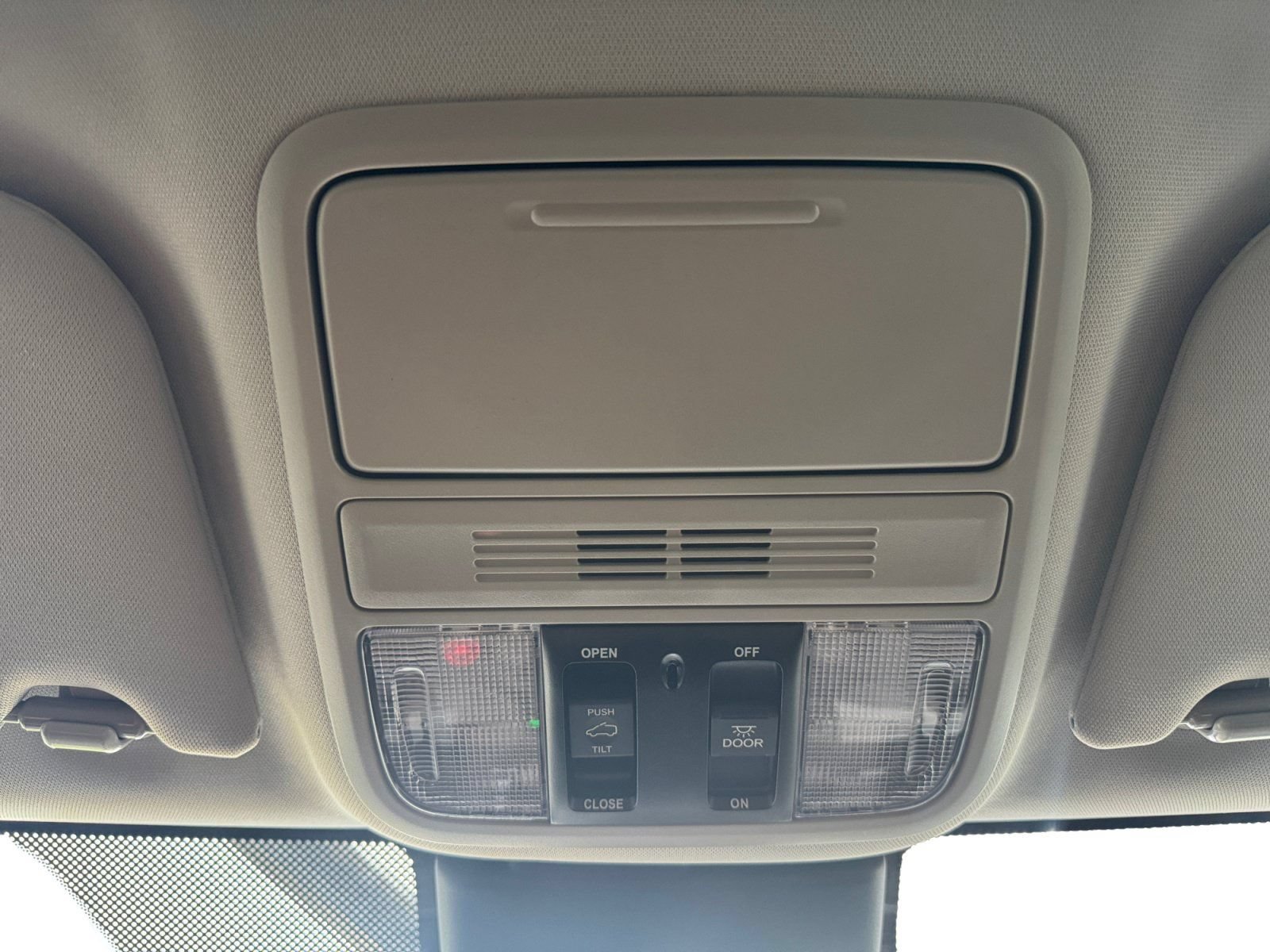 Used 2026 Honda Odyssey EX-L image 27
