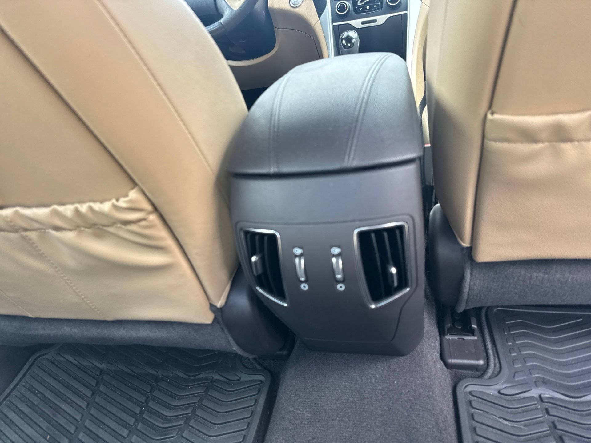Used 2013 Hyundai Sonata Limited w/ Premium Pkg FWD image 12