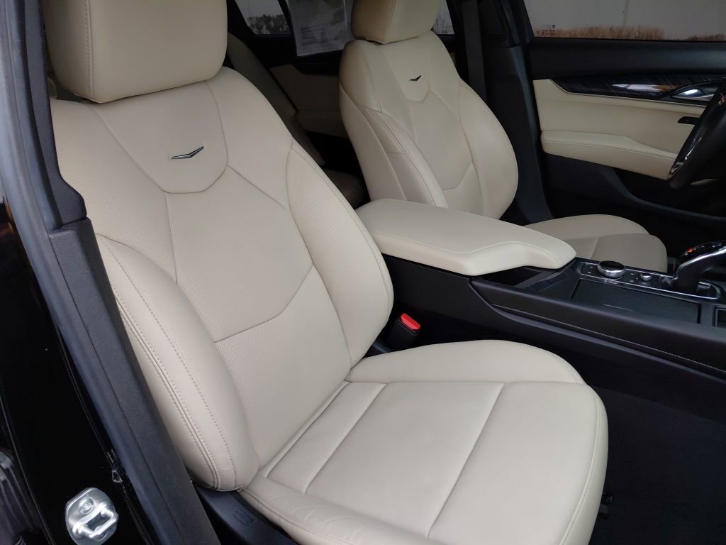 Used 2025 Cadillac CT5 Premium Luxury image 24