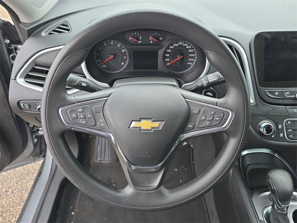 Used 2023 Chevrolet Malibu LT image 11