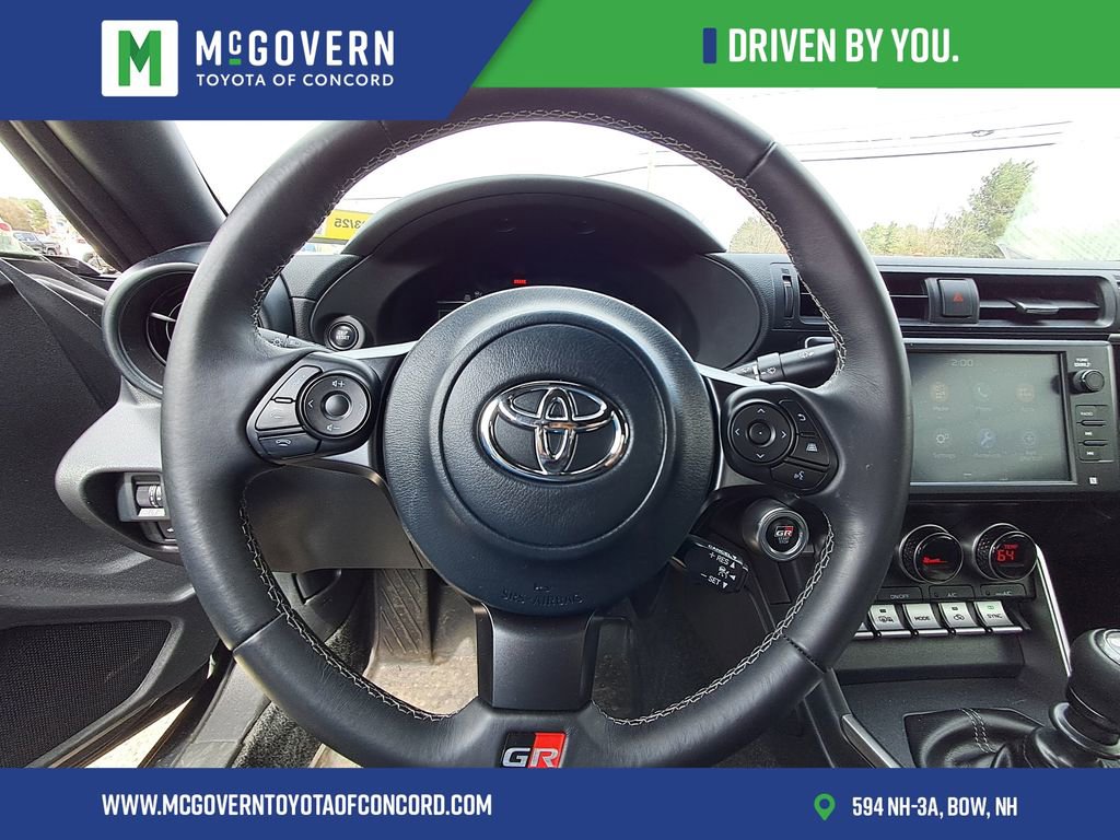 Used 2024 Toyota GR86 RWD image 10