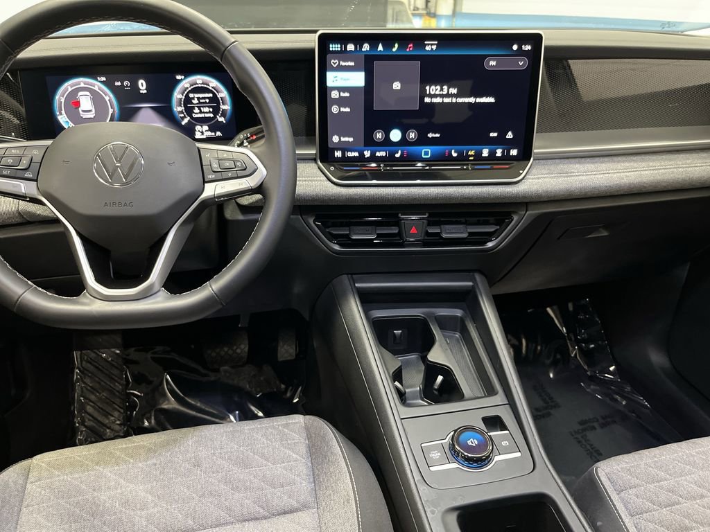 Used 2025 Volkswagen Tiguan S image 5