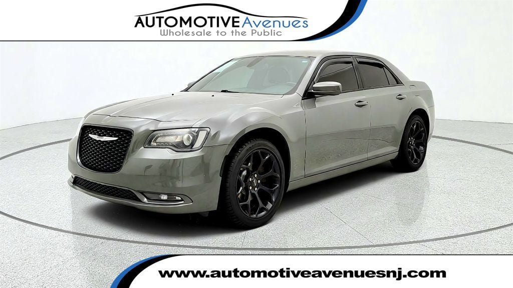 Used 2019 Chrysler 300 S RWD video 1