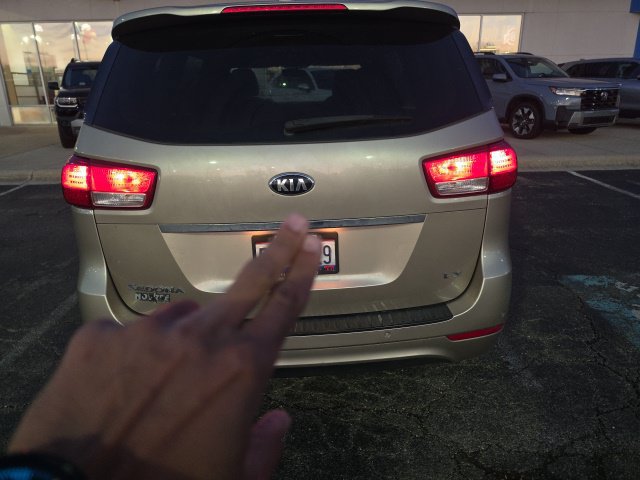Used 2015 Kia Sedona LX FWD image 8