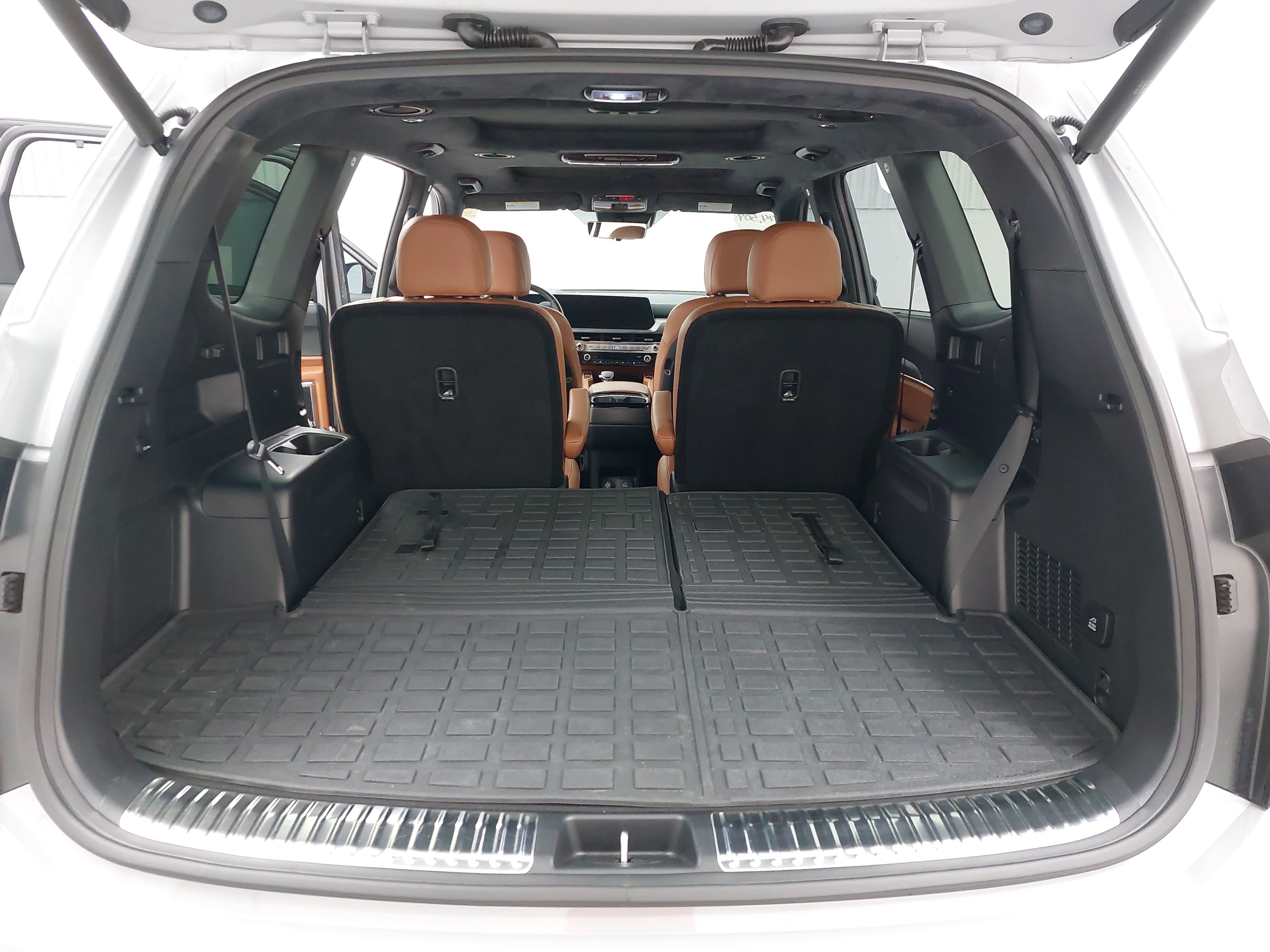 Used 2024 Kia Telluride SX Prestige X-Pro AWD/4WD image 16