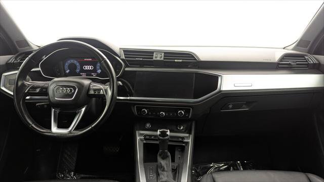 Used 2020 Audi Q3 2.0T Premium w/ Convenience Package AWD/4WD image 26