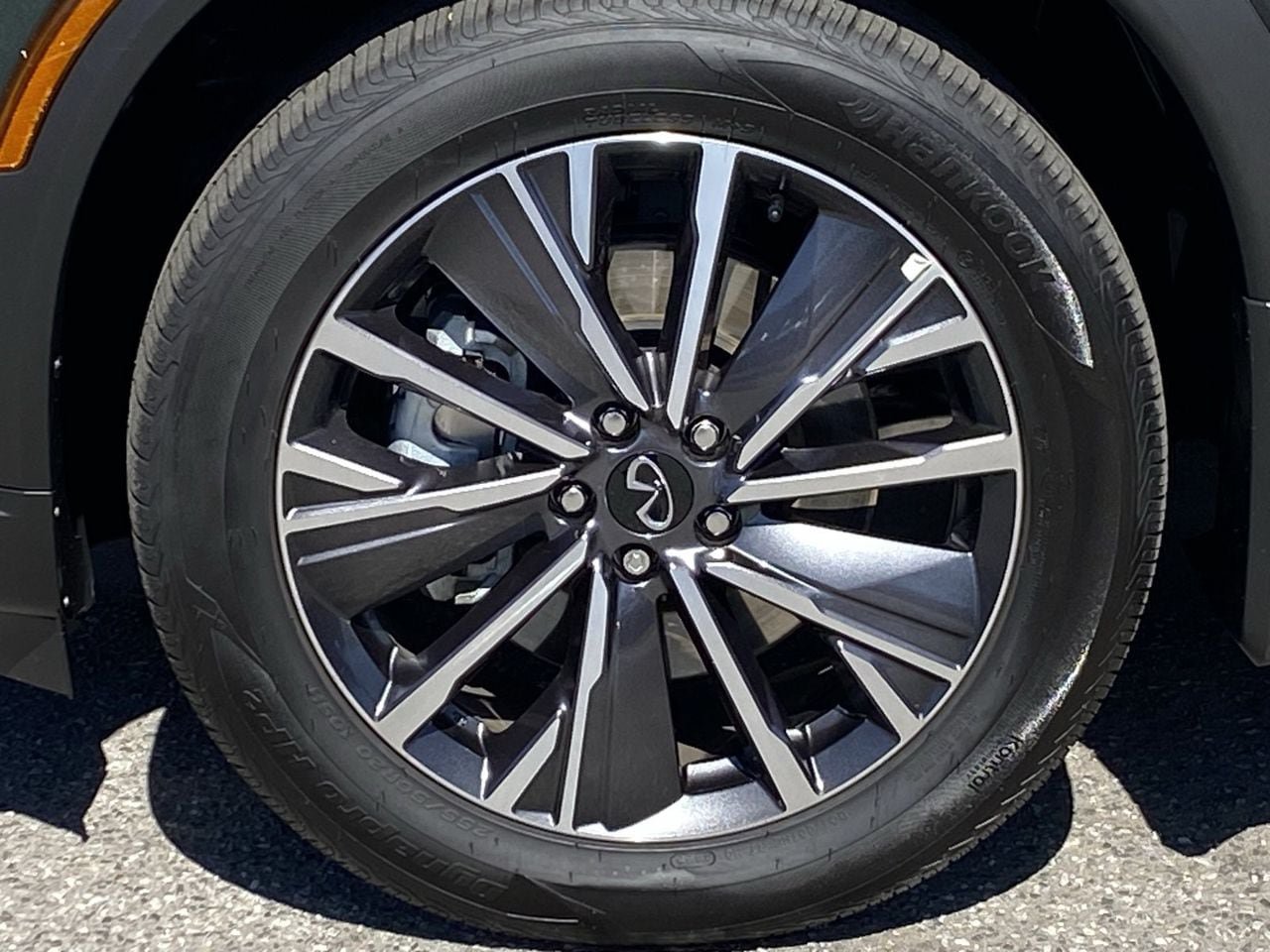 Certified 2026 INFINITI QX60 Luxe FWD image 8