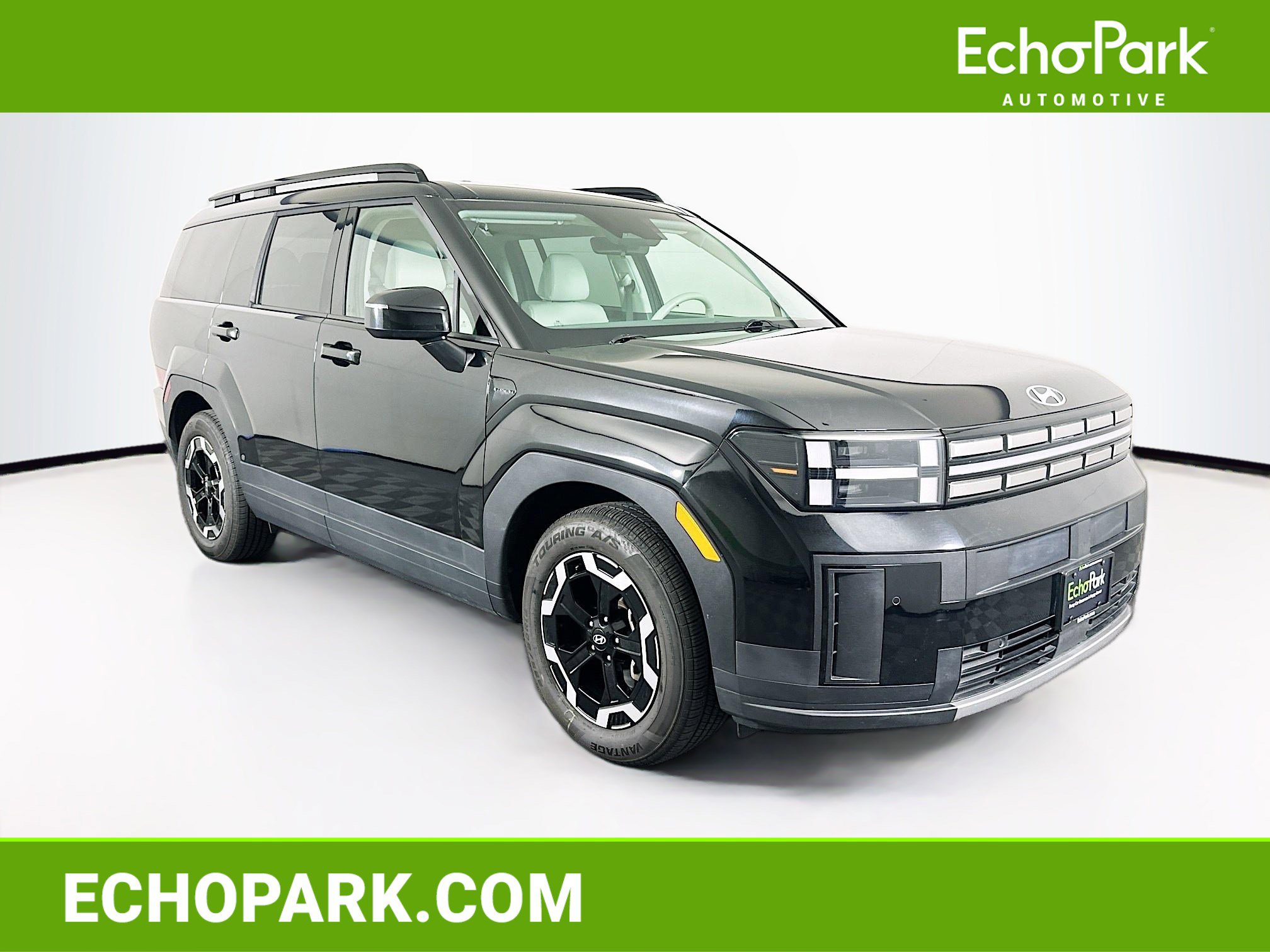 Used 2025 Hyundai Santa Fe SEL image 1