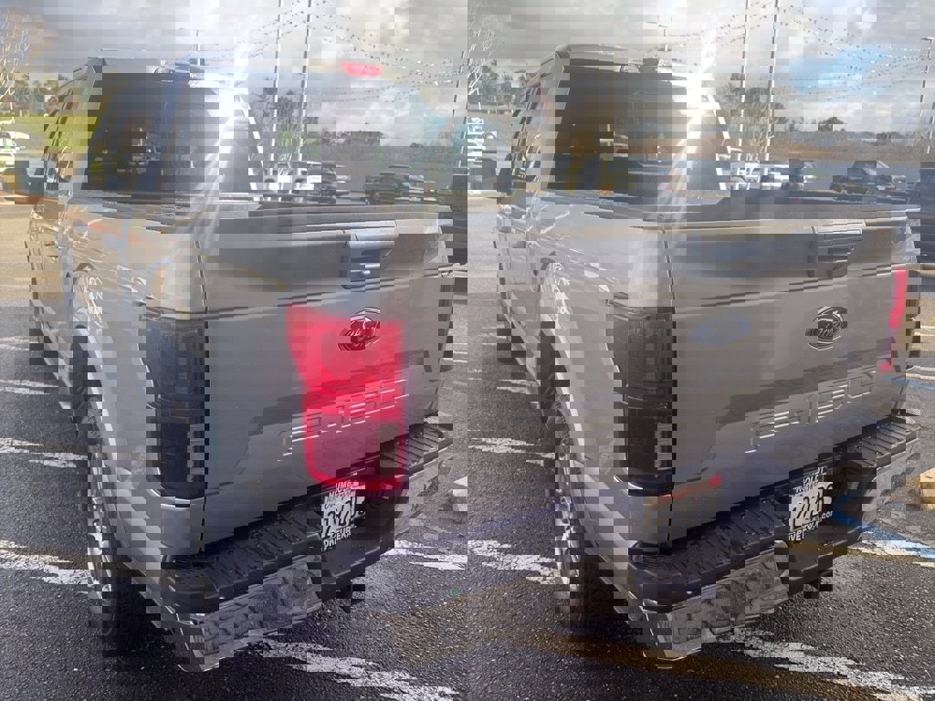 Used 2020 Ford F150 Lariat image 18