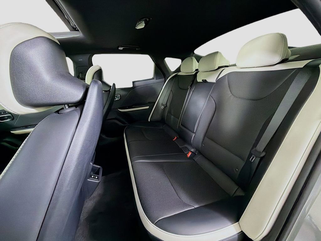 Used 2025 Kia K4 GT-Line Turbo image 26