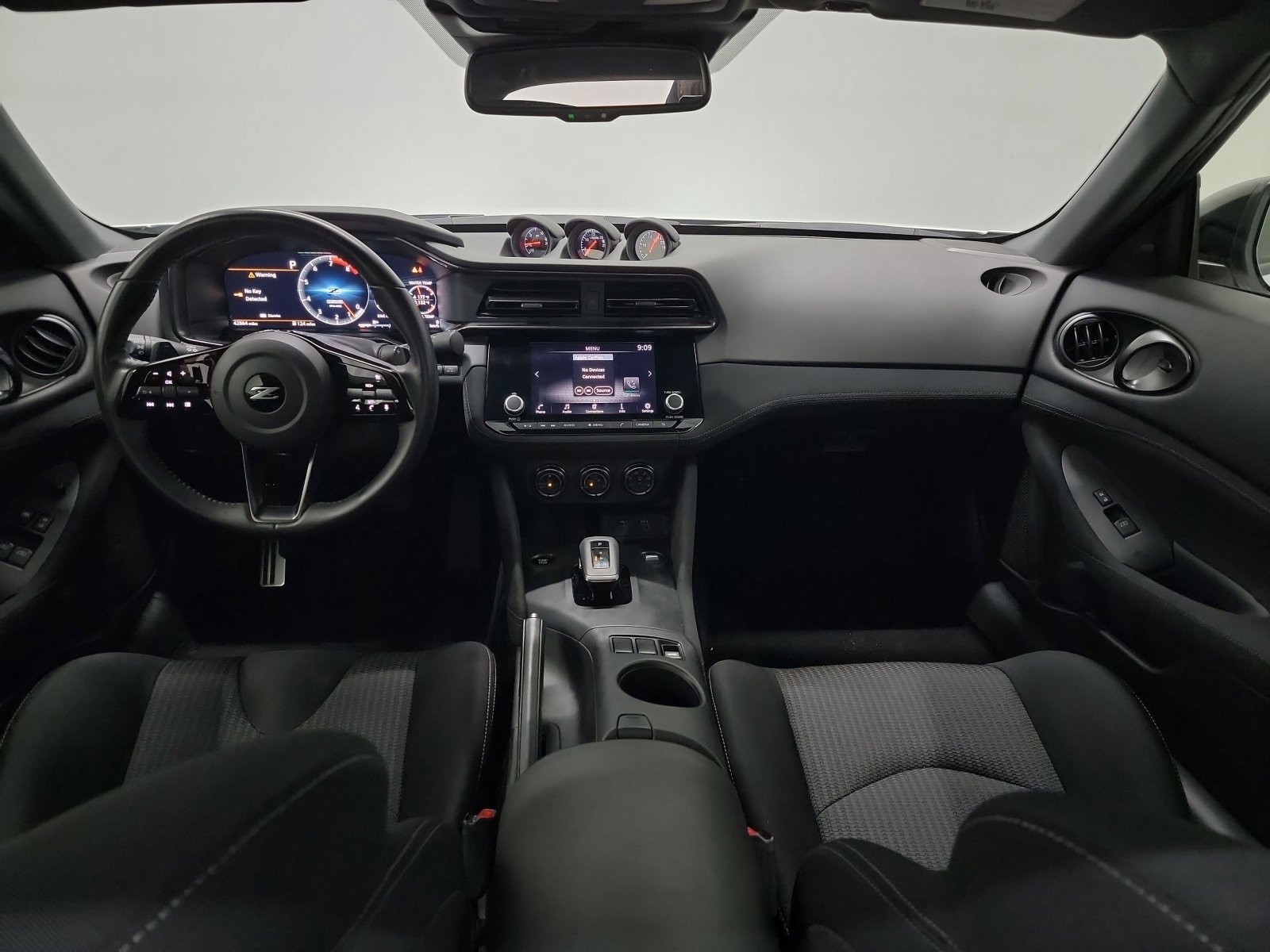 Used 2024 Nissan Z Sport w/ Floor Mat Package RWD image 9