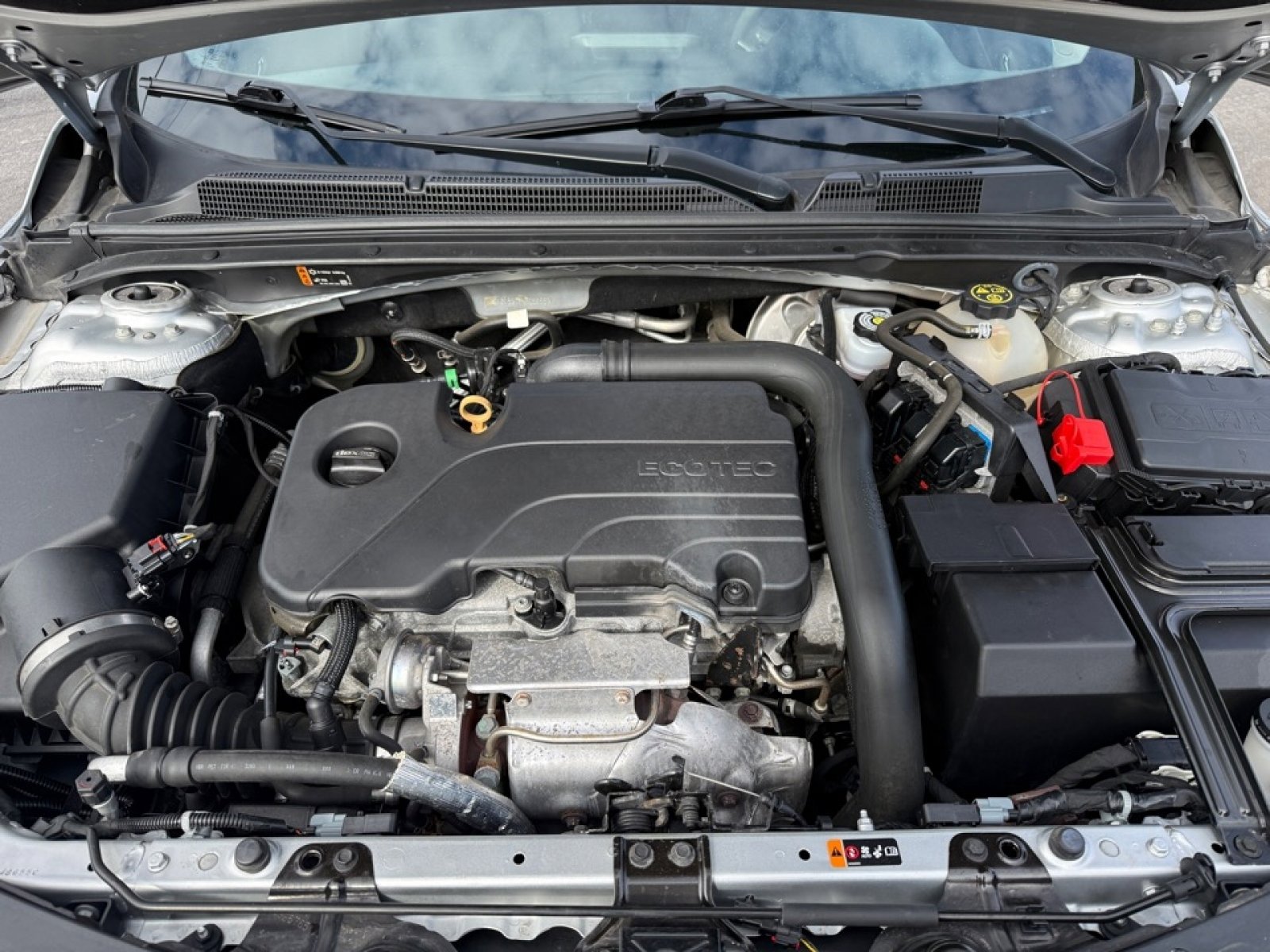 Used 2021 Chevrolet Malibu LT image 36