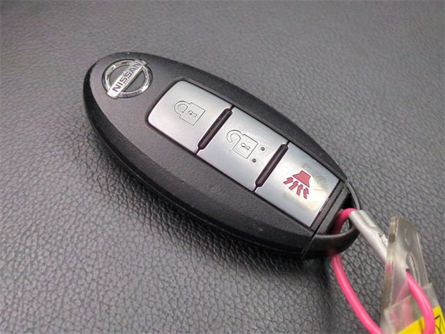 Used 2016 Nissan Juke SL image 30