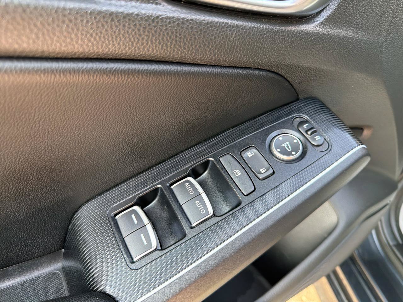Used 2025 Honda Civic FWD Hybrid Sedan image 14