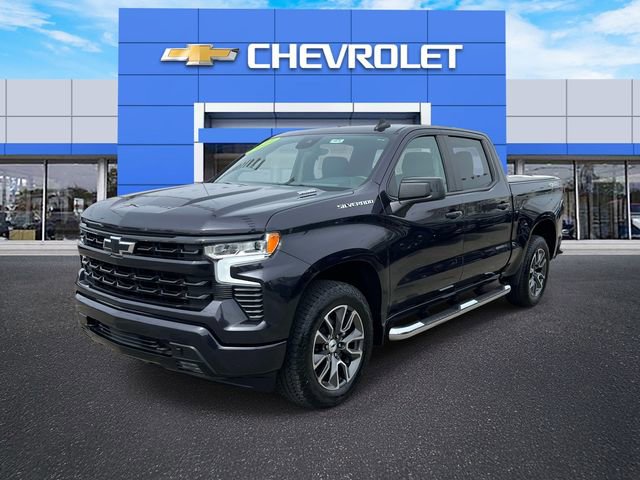 Used 2024 Chevrolet Silverado 1500 RST image 2