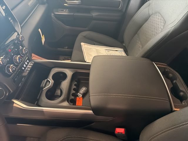 New 2026 RAM 1500 Big Horn AWD/4WD image 14