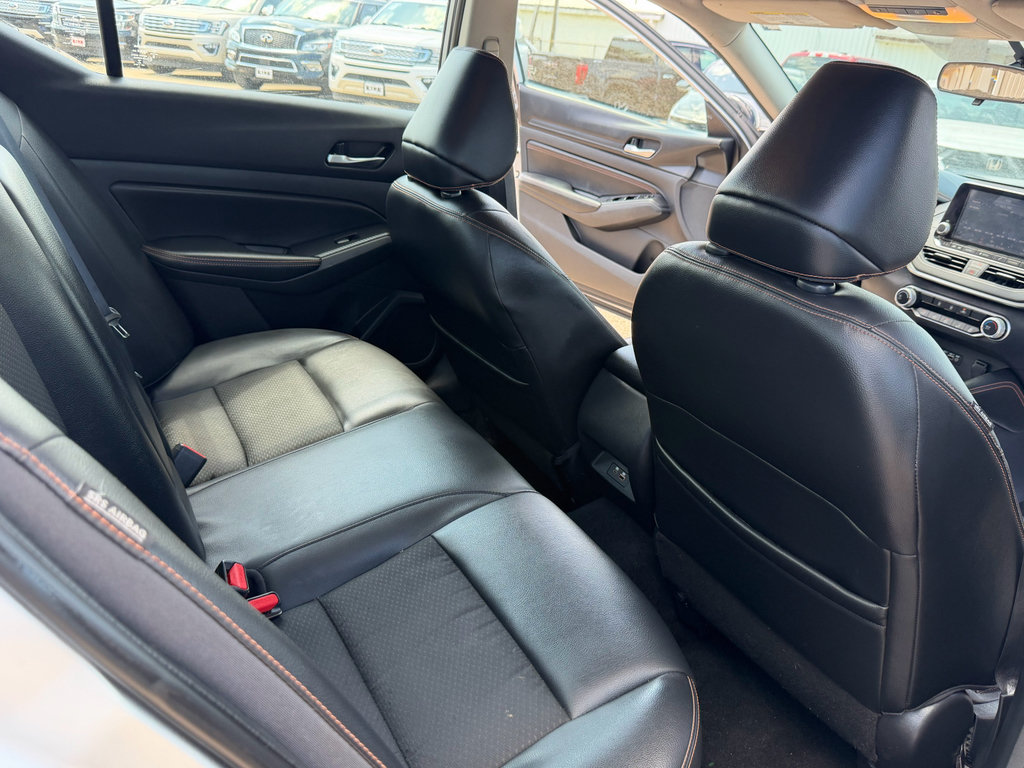 Used 2019 Nissan Altima 2.5 SR FWD image 32