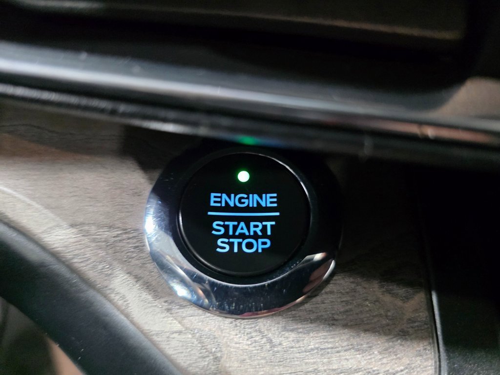 Used 2020 Ford Explorer Platinum image 45