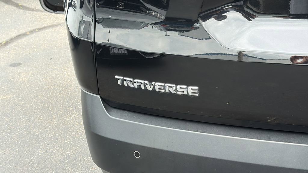 Used 2023 Chevrolet Traverse LT FWD image 12