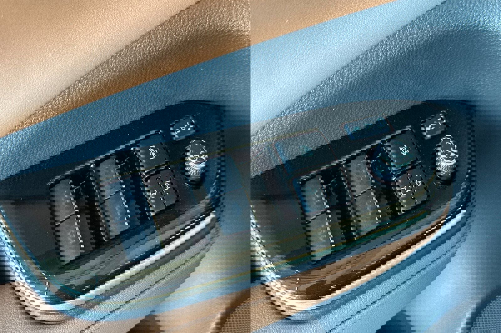 New 2026 Toyota Crown Signia image 13