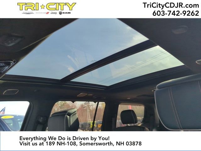 Used 2023 Jeep Grand Wagoneer Series III w/ Quick Order Packagew 28T image 26