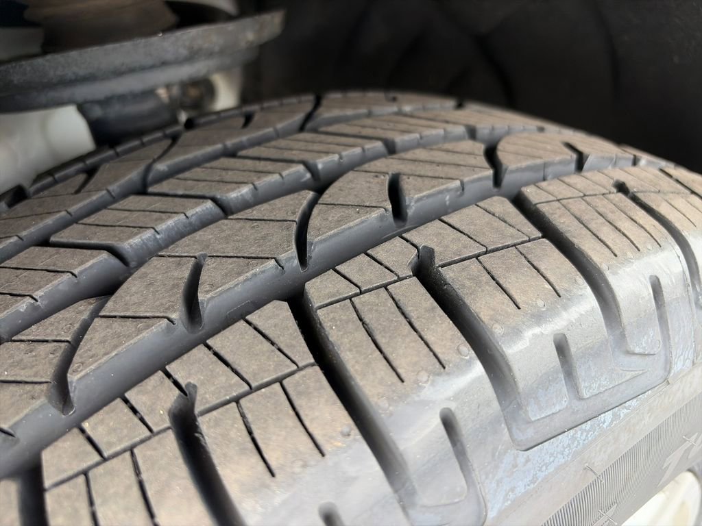 Certified 2023 Chevrolet Traverse LT FWD image 34