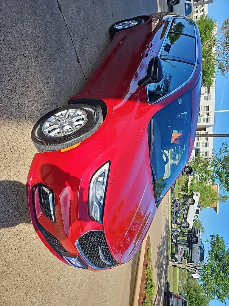 Used 2026 Chrysler Pacifica Select image 4