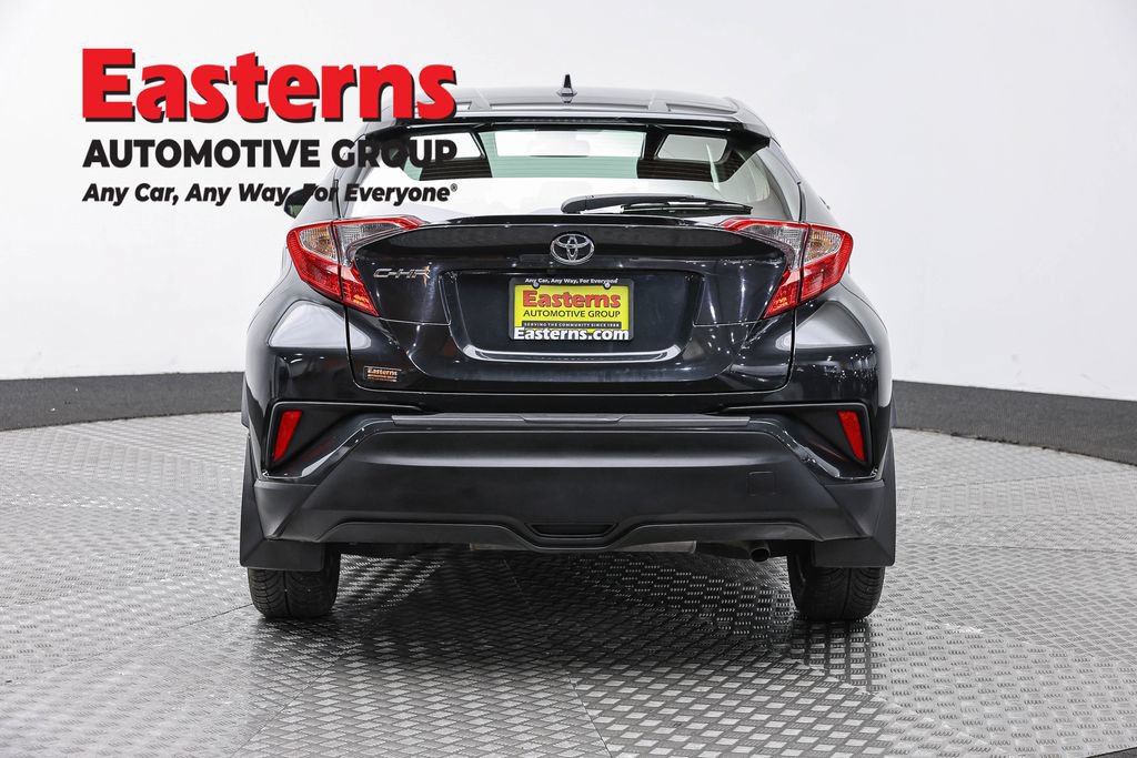Used 2022 Toyota C-HR Limited FWD image 6