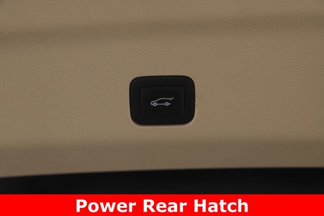 Used 2021 Cadillac Escalade Premium Luxury w/ Driver Assist Tech Package AWD/4WD image 35