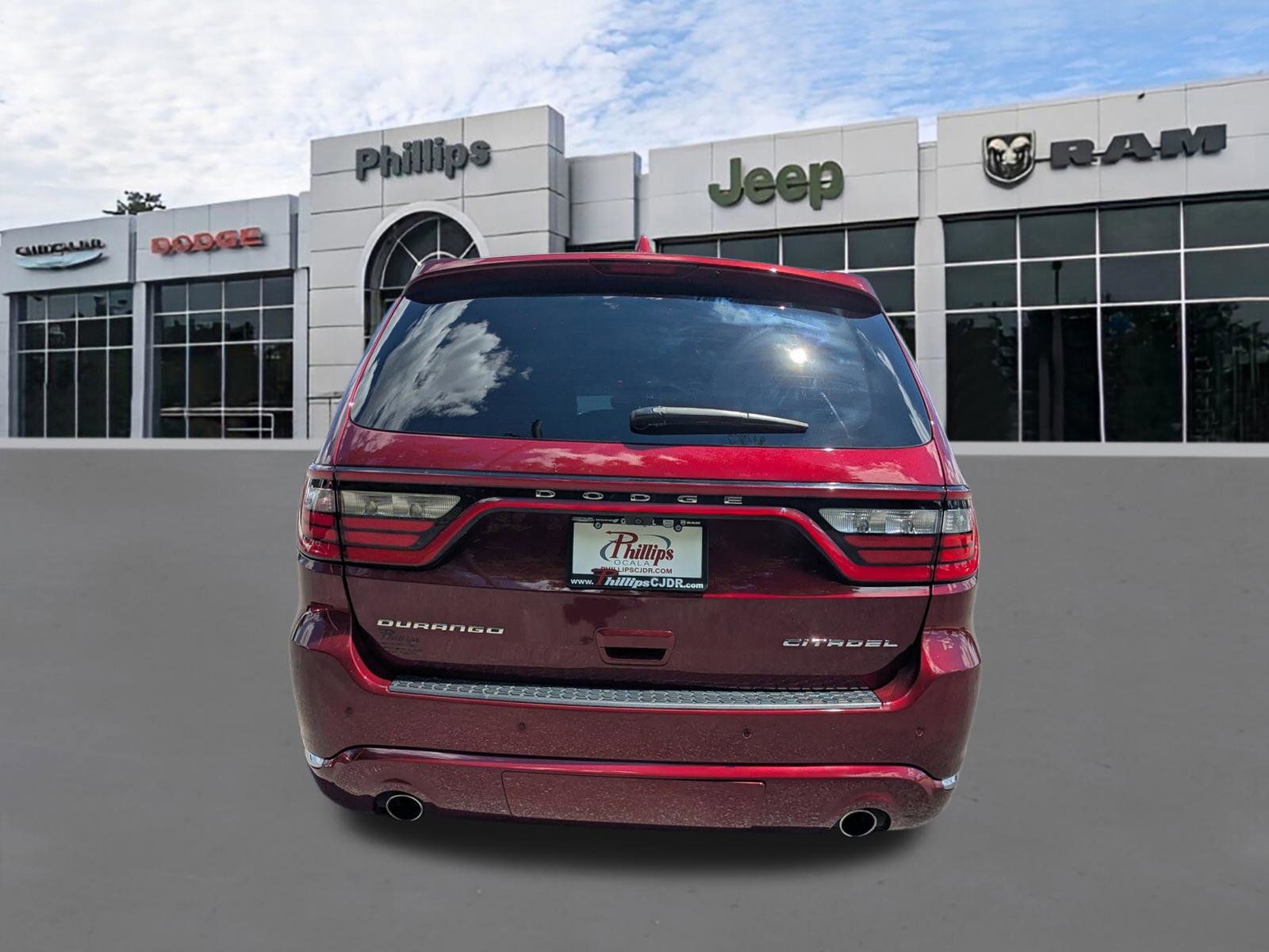 Certified 2018 Dodge Durango Citadel w/ Mopar Chrome Appearance Group RWD image 4