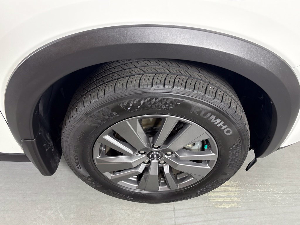 Certified 2026 Nissan Pathfinder SV FWD image 11